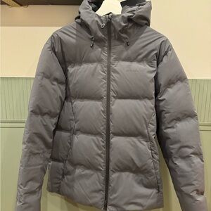 Patagonia Men’s Fitz Roy Down Parka Grey Medium